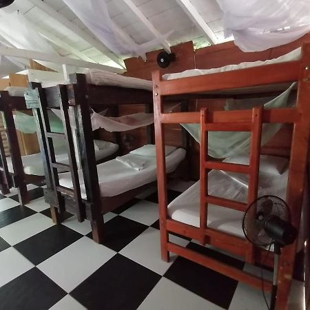Hospedaje Pirata Express Capurganá Esterno foto