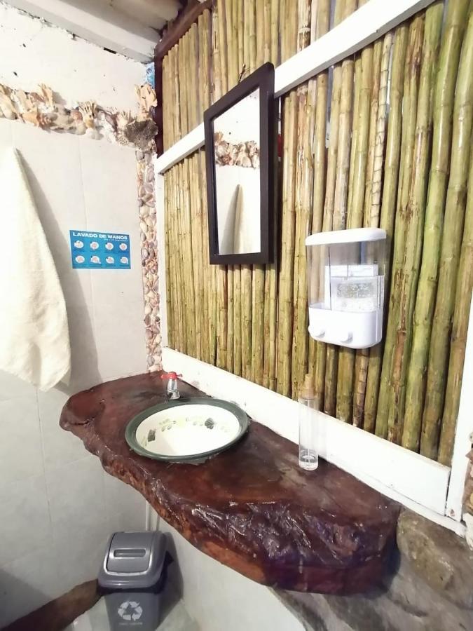 Hospedaje Pirata Express Capurganá Esterno foto