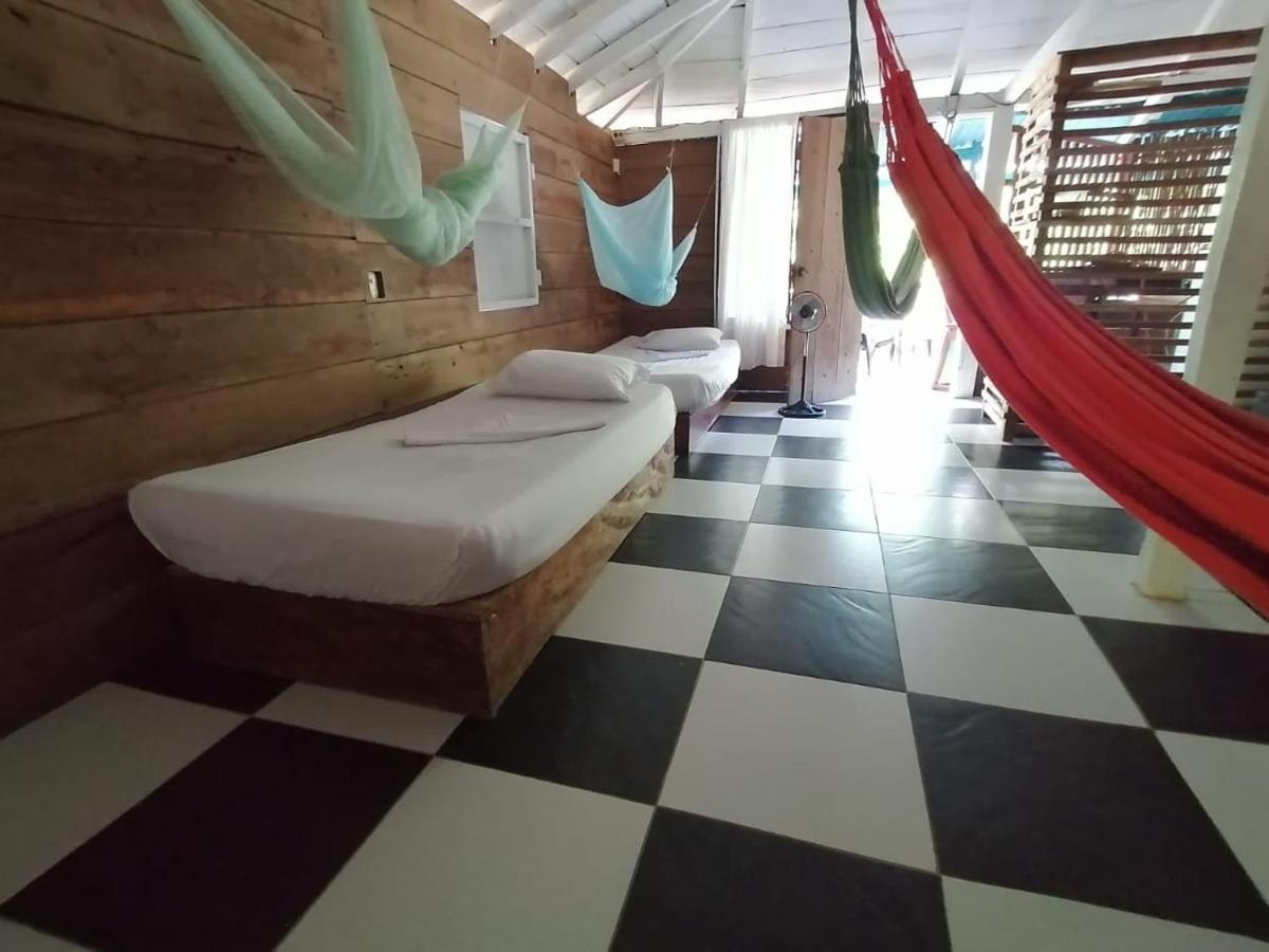 Hospedaje Pirata Express Capurganá Esterno foto